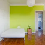 Rent 5 bedroom apartment in Lisbon