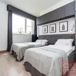 Rent 5 bedroom apartment of 100 m² in Prague