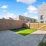 Rent 4 bedroom house of 125 m² in Glasgow