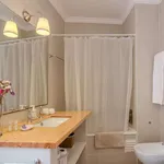 Rent 1 bedroom apartment of 80 m² in lisbon