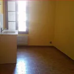 Rent 2 bedroom apartment of 90 m² in Oraison