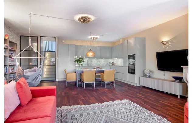 Huur 1 slaapkamer appartement van 1076 m² in Amsterdam