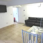 Rent 4 bedroom house in Leicester