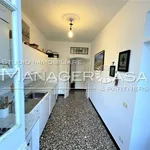 Rent 5 bedroom apartment of 82 m² in Genoa