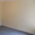 Rent 3 bedroom apartment in Wales