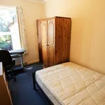 Rent 4 bedroom flat in West Midlands