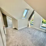 Rent 5 bedroom house in Trafford