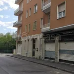 Affitto 2 camera appartamento di 70 m² in Cernusco sul Naviglio