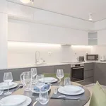 Rent 2 bedroom apartment of 68 m² in Porto