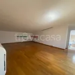 Rent 13 bedroom apartment of 200 m² in Firenze