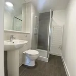 Rent 2 bedroom apartment in Leeds