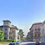 Rent 5 bedroom apartment of 265 m² in Milano