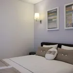 Rent 2 bedroom apartment of 45 m² in Lisboa