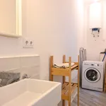 Rent 5 bedroom apartment of 66 m² in Madrid