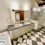 Rent 6 bedroom house of 500 m² in Florence