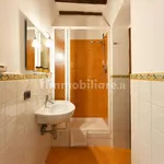 Rent 1 bedroom apartment of 35 m² in Florence