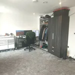 Rent 3 bedroom flat in East Of England