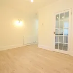 Rent 1 bedroom flat in Clarence Road