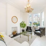 Rent 2 bedroom apartment of 80 m² in London