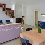 Rent 2 bedroom apartment of 54 m² in LYON 05