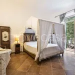 Rent 4 bedroom apartment of 150 m² in Firenze