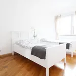 Miete 3 Schlafzimmer wohnung von 73 m² in Düsseldorf