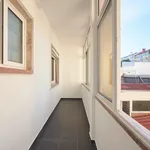 Rent 4 bedroom apartment in Lisbon