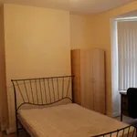 Rent 6 bedroom house in East Midlands