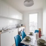 Rent 4 bedroom apartment in Paris