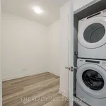 Appartement de 699 m² avec 5 chambre(s) en location à Toronto