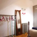 Rent a room of 65 m² in lisbon