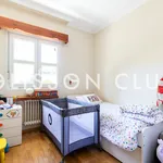 Alquilo 7 dormitorio casa de 300 m² en Madrid