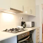 Rent 4 bedroom apartment of 45 m² in Lisboa