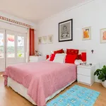 Rent 3 bedroom apartment in Lisbon