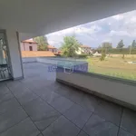 Affitto 4 camera appartamento di 137 m² in Cernusco Lombardone