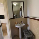 Rent 1 bedroom apartment in Sandton