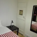 Rent 3 bedroom apartment in Lisbon