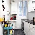 Rent 1 bedroom apartment of 33 m² in Paris