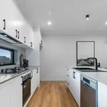 Rent 4 bedroom house in Chadstone