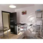 Rent a room of 160 m² in zaragoza