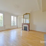 Rent 3 bedroom apartment of 102 m² in MONTROUGE