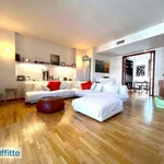 Rent 6 bedroom apartment of 223 m² in Milan