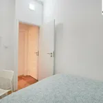 Rent 16 bedroom apartment in Lisbon