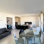 Rent 3 bedroom apartment of 106 m² in Marseille