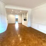 Appartement de 111 m² avec 4 chambre(s) en location à Marseille