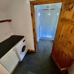 Rent 2 bedroom flat in North East Derbyshire