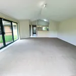 Rent 3 bedroom house in  Benowa QLD 4217                        