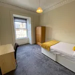 Rent 4 bedroom flat in Edinburgh