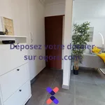 Appartement de 11 m² avec 3 chambre(s) en location à Grenoble