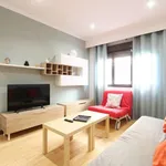 Rent 1 bedroom apartment of 50 m² in madrid